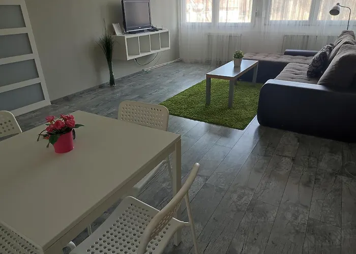 Palota * Gödöllő