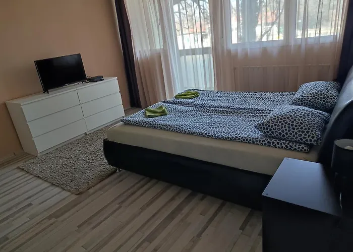 Palota * Gödöllő